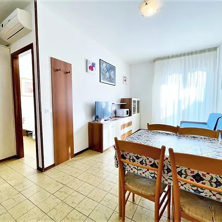 Belvilla By Oyo Caravella 34 Apartman