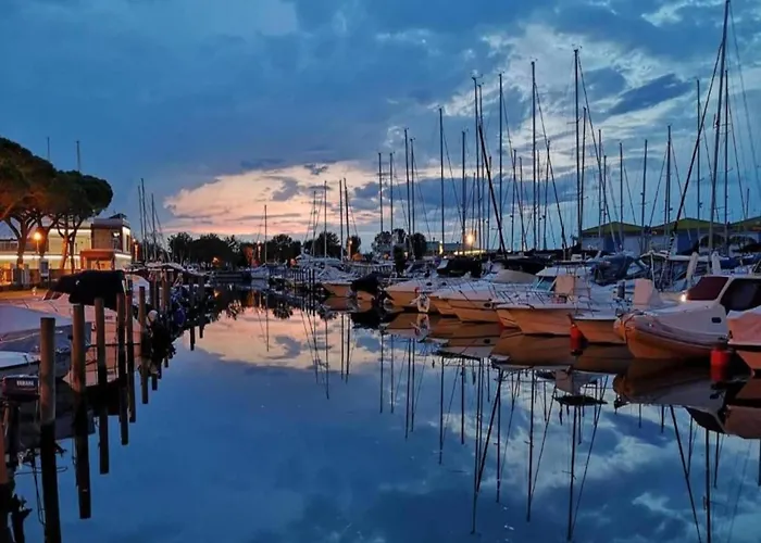 Apartamento In Caorle 500 M From *