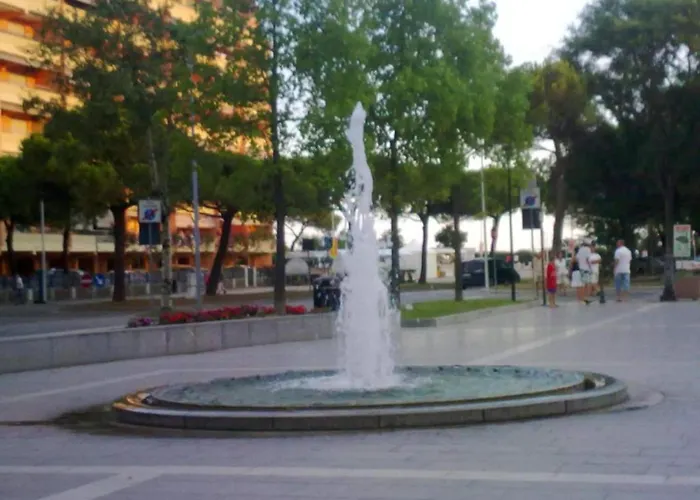 Apartamento In Caorle 500 M From *